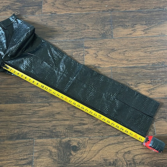 NWT PRETTYLITTLETHING Black croc embossed split hem pants SZ 6 - Picture 9 of 10